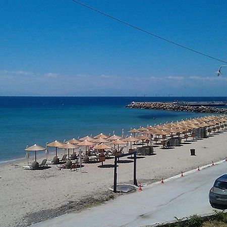 Apartment 60M From Sea! Nea Kallikrateia Esterno foto