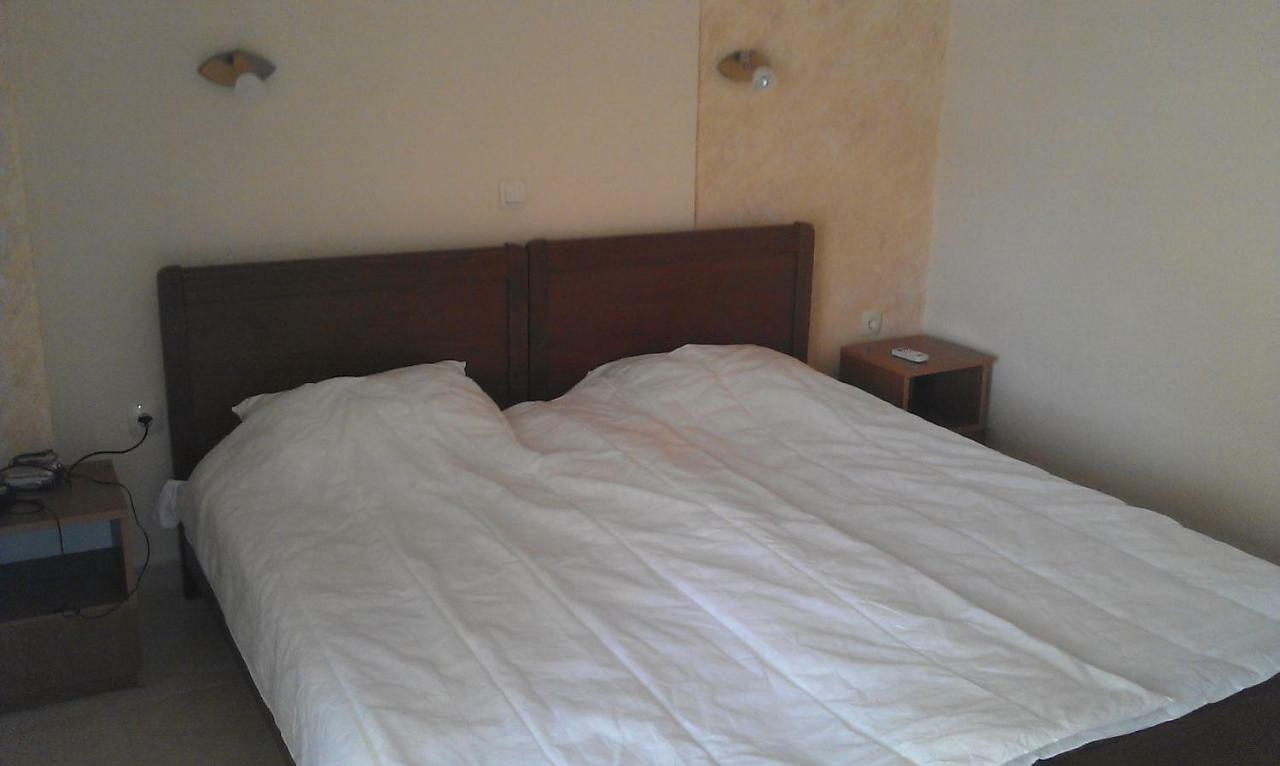 Apartment 60M From Sea! Nea Kallikrateia Esterno foto