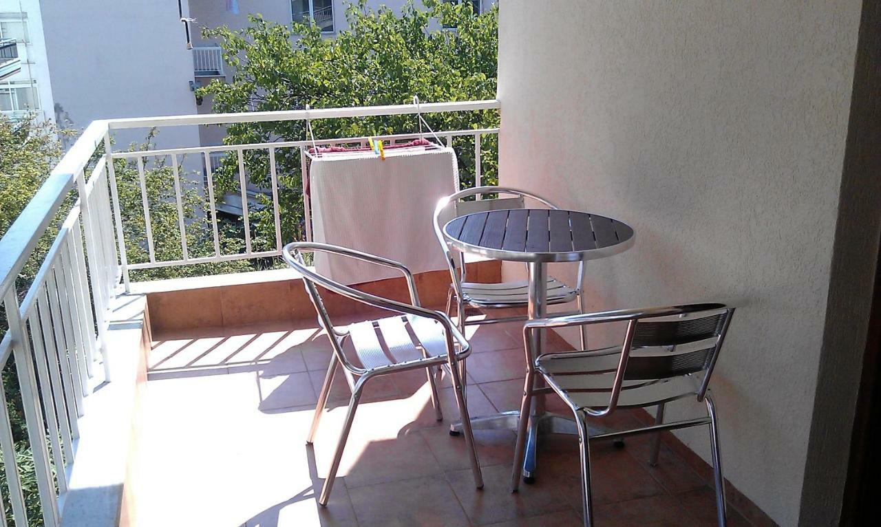 Apartment 60M From Sea! Nea Kallikrateia Esterno foto